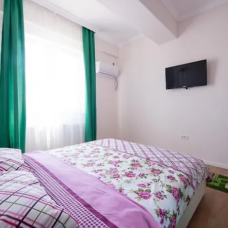 Apartel Fllores Năvodari